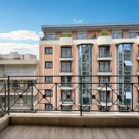 Moderne 2 Terrasse, Martinez Carlton A2b249 アパート *