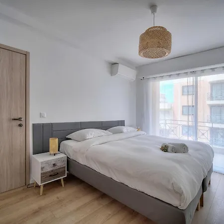 Апартаменты Moderne 2 Terrasse, Martinez Carlton A2b249 Канны