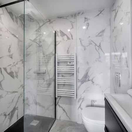 Moderne 2 Terrasse, Martinez Carlton A2b249 Канны