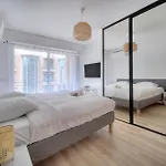 Apartment Moderne 2 Terrasse, Martinez Carlton A2b249